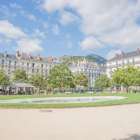 Le Gambetta T3 Hyper Center * Grenoble